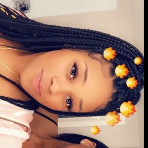 Meet your Posher, Dannene